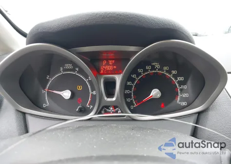 2013 Ford Fiesta Se z USA, uszkodzony, nr VIN 3FADP4BJ4DM223452